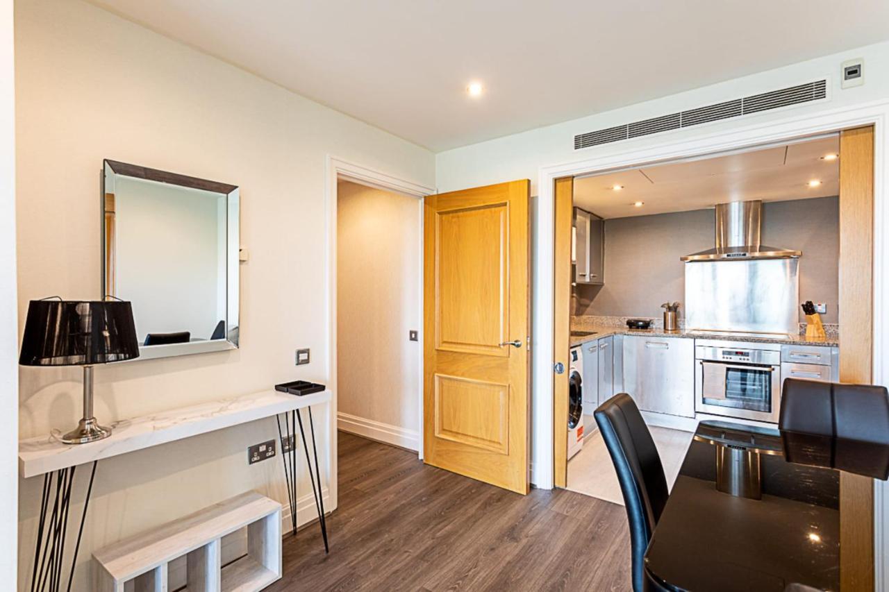Convenient Urban Pad In Paddington Apartment London Exterior photo